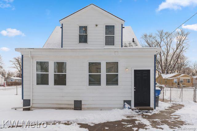 8135 REPUBLIC Avenue, Warren, MI 48089 — Photo 42