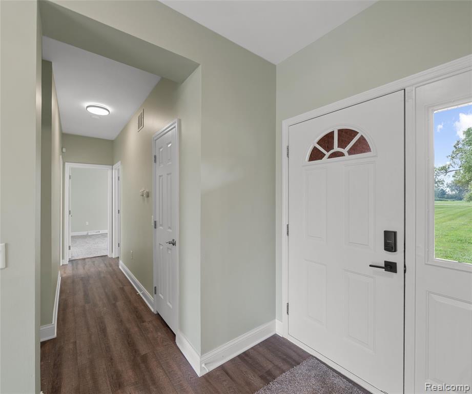 48196 Martz Road, Van Buren, MI 48111 — Photo 5