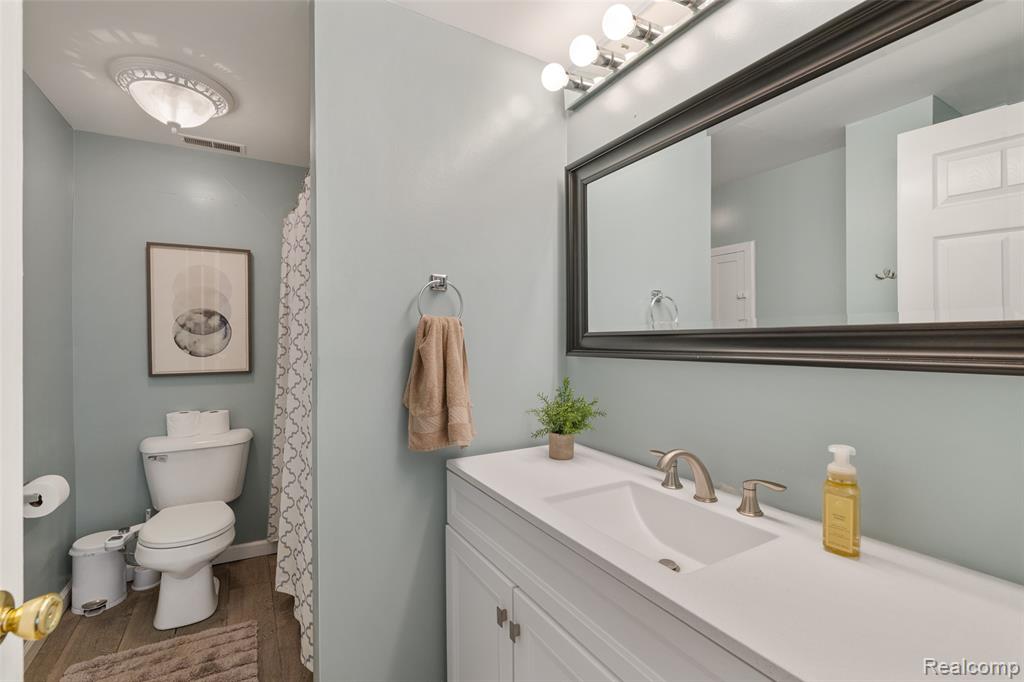 620 Robertson Street, Marine, MI — Photo 20