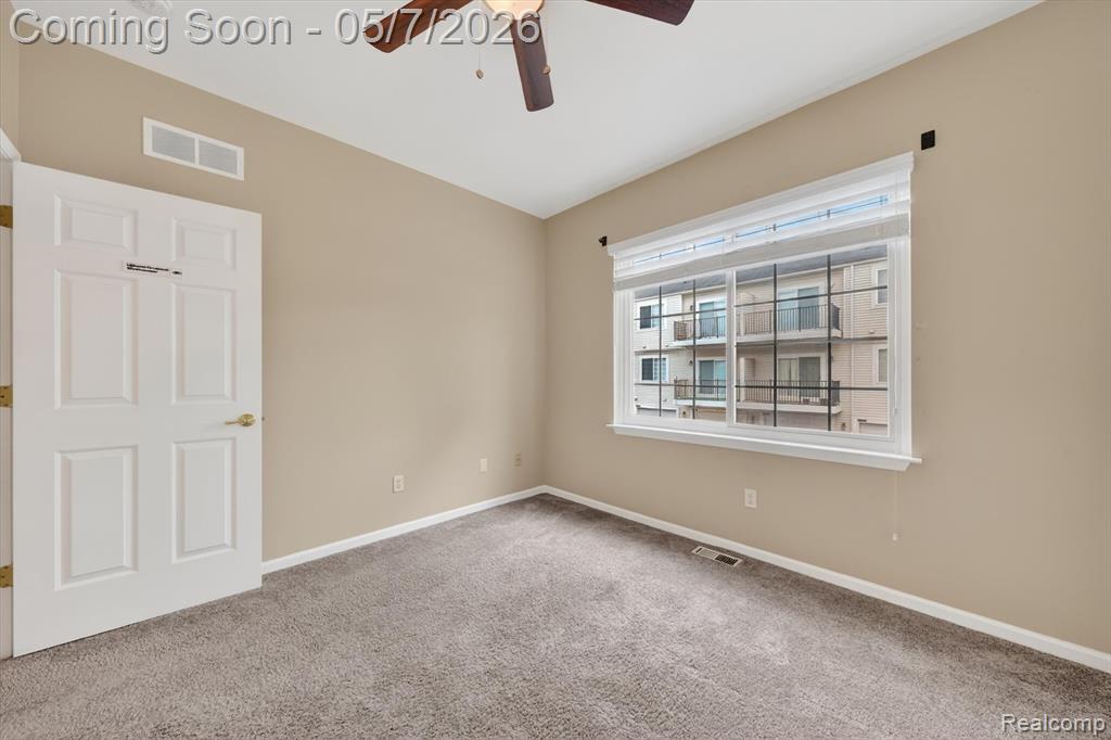 43027 Strand Drive, Sterling Heights, MI 48313 — Photo 20