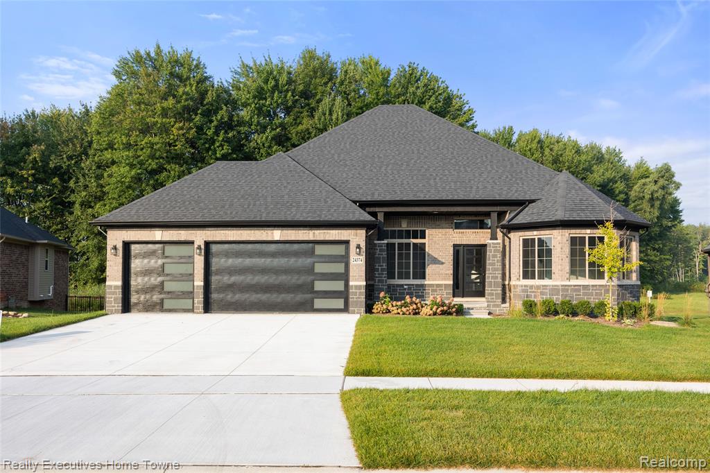 35603 Addison Drive, New Baltimore, MI 48047 — Photo 2
