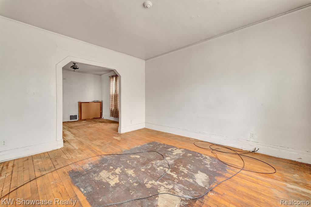 5593 CADILLAC Avenue, Detroit, MI 48213 — Photo 29