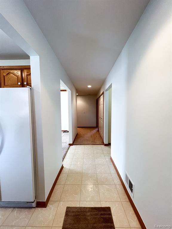 7835 E RIDGE Drive, Almont, MI 48003 — Photo 7