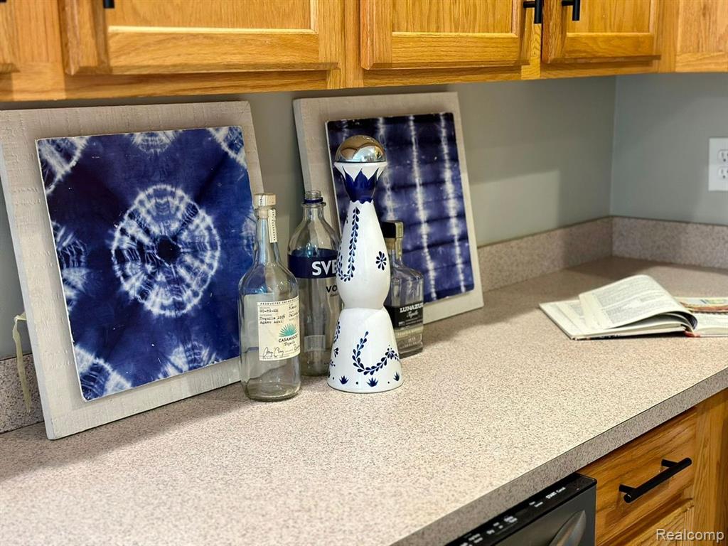 8676 W WALDEN Drive, Van Buren, MI 48111 — Photo 31