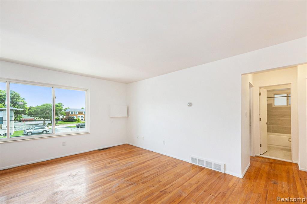 4830 BRIARWOOD Avenue, Royal Oak, MI 48073 — Photo 10