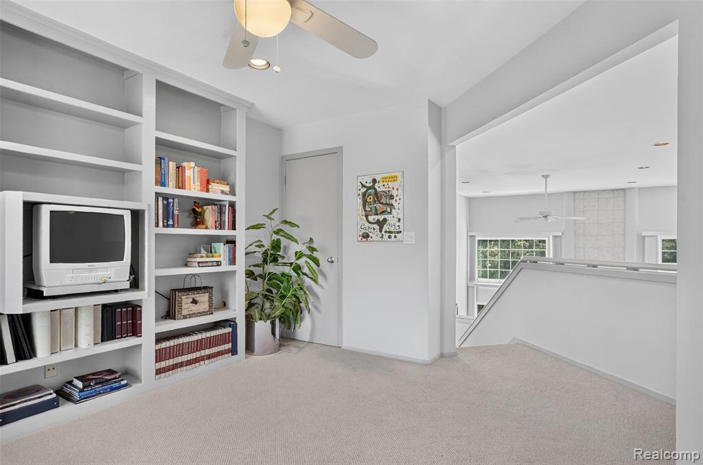 6445 Noble Road, West Bloomfield, MI — Photo 25
