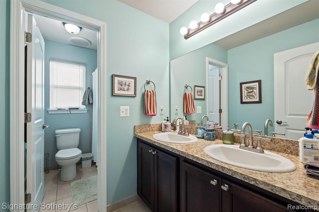 799 Glen Meadows Drive, South Lyon, MI 48178 — Photo 22