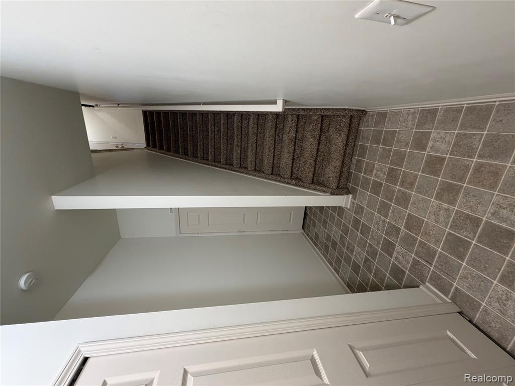 3987 Forester Boulevard, Auburn Hills, MI 48326 — Photo 12