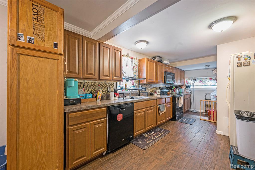 4415 Monroe Avenue, Waterford, MI 48329 — Photo 6