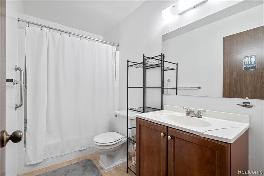 1744 Harrison Avenue, C-8, Trenton, MI 48183 — Photo 12