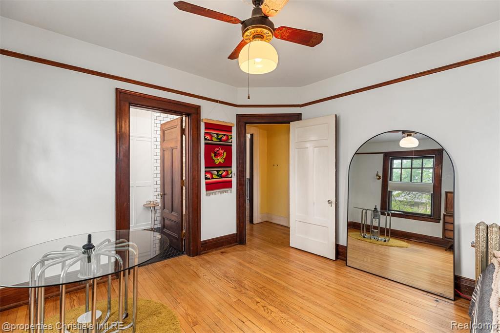 36 Longfellow Street, Detroit, MI 48202 — Photo 47