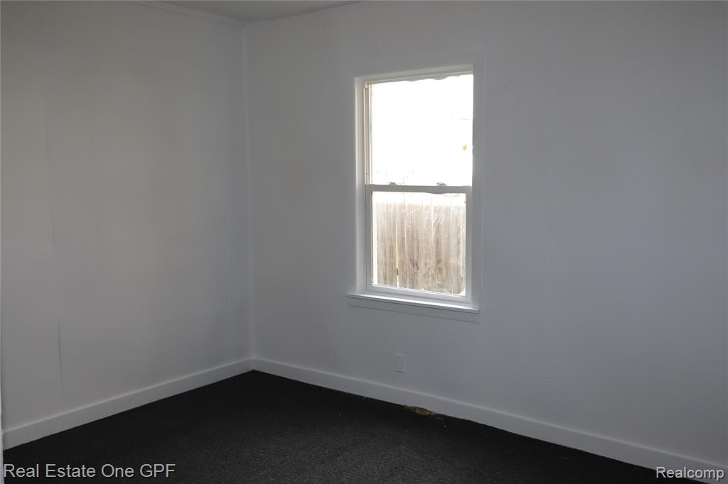 7052 Rivard Avenue, Warren, MI 48091 — Photo 9