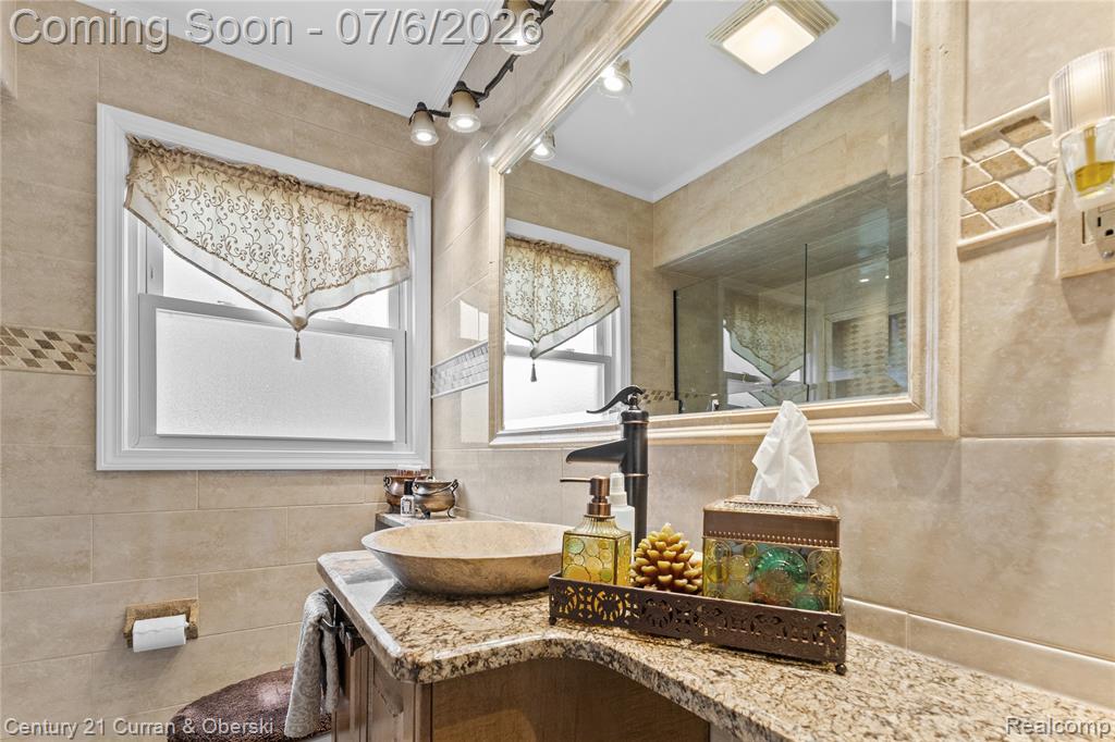 29683 Marquette Street, Garden City, MI — Photo 11