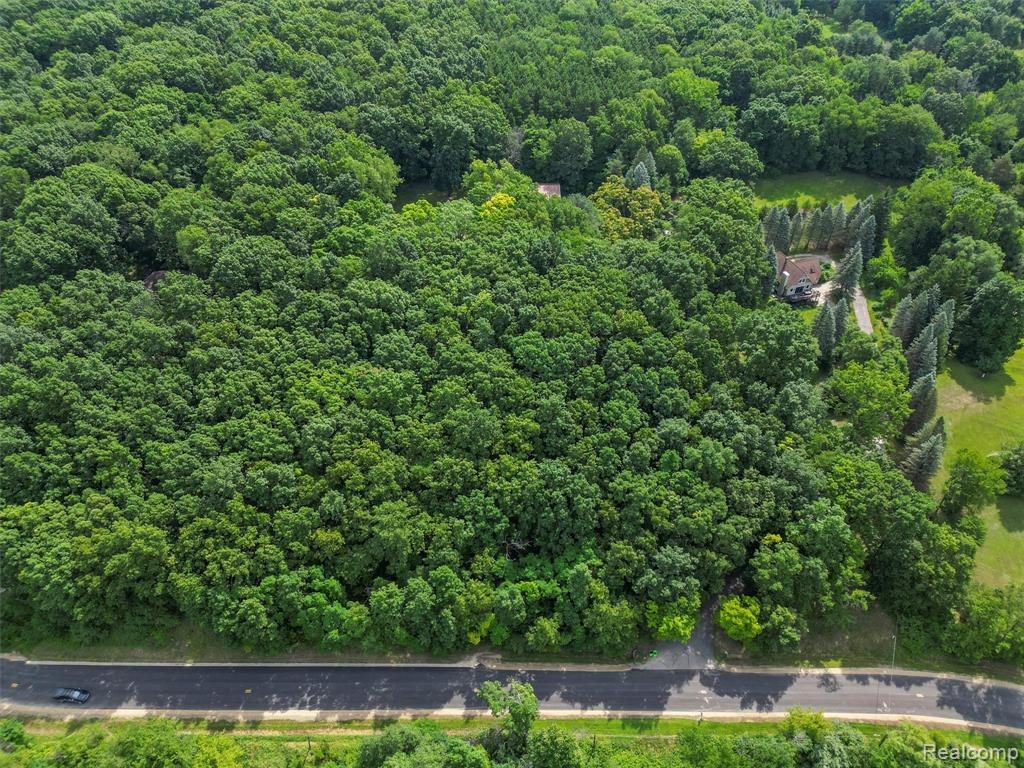 9480 Hartland Road, Fenton, MI 48430 — Photo 69