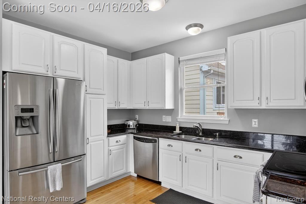 43181 Emerson Way, Novi, MI 48377 — Photo 20