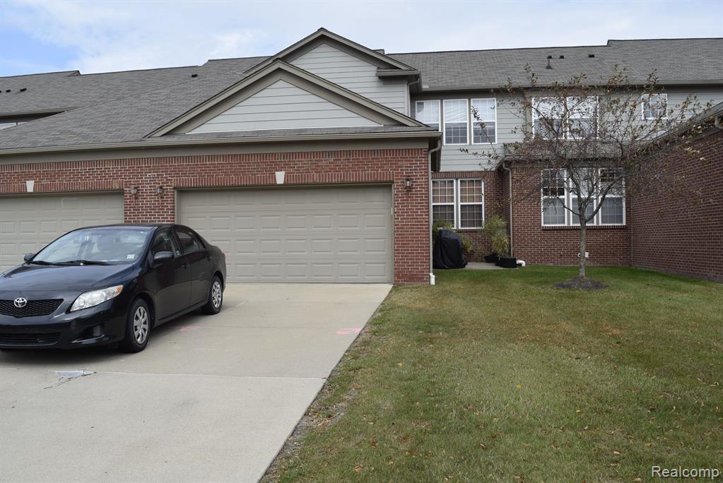 49677 COURTYARD Lane, Canton, MI 48188 — Photo 4