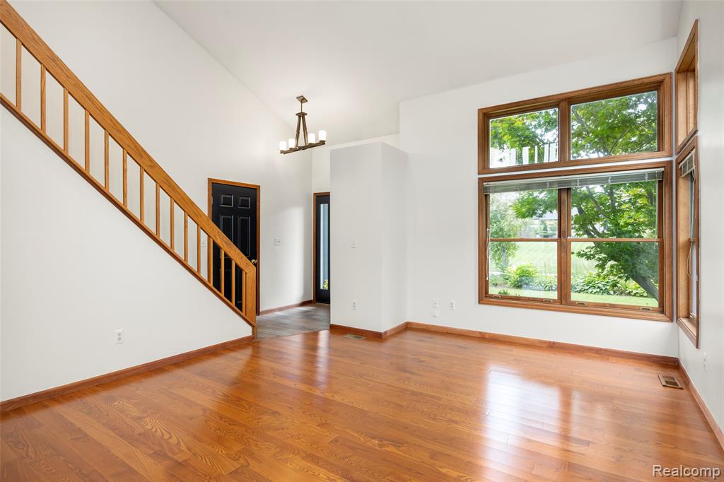 59692 Barkley Drive, New Hudson, MI 48165 — Photo 7