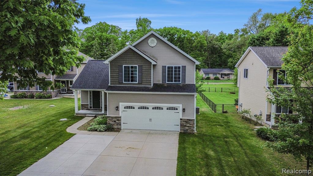 4686 Downing Drive, Pinckney, MI 48169 — Photo 33