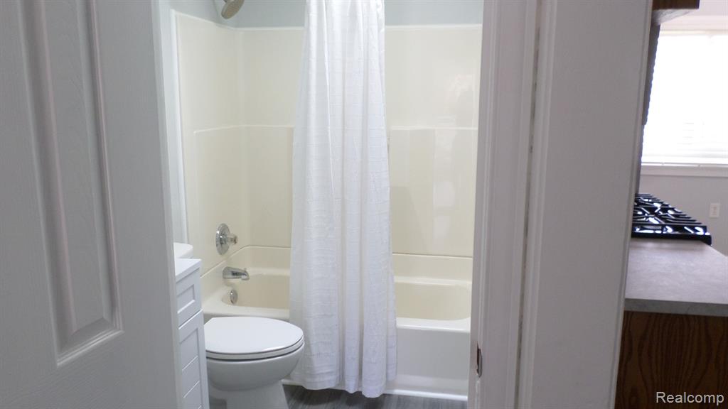 22463 Nevada Avenue, Eastpointe, MI 48021 — Photo 32