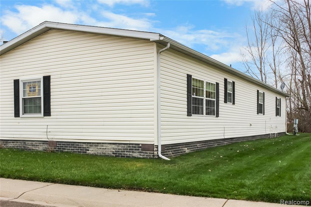 8138 Conover Drive, Willis, MI 48191 — Photo 2