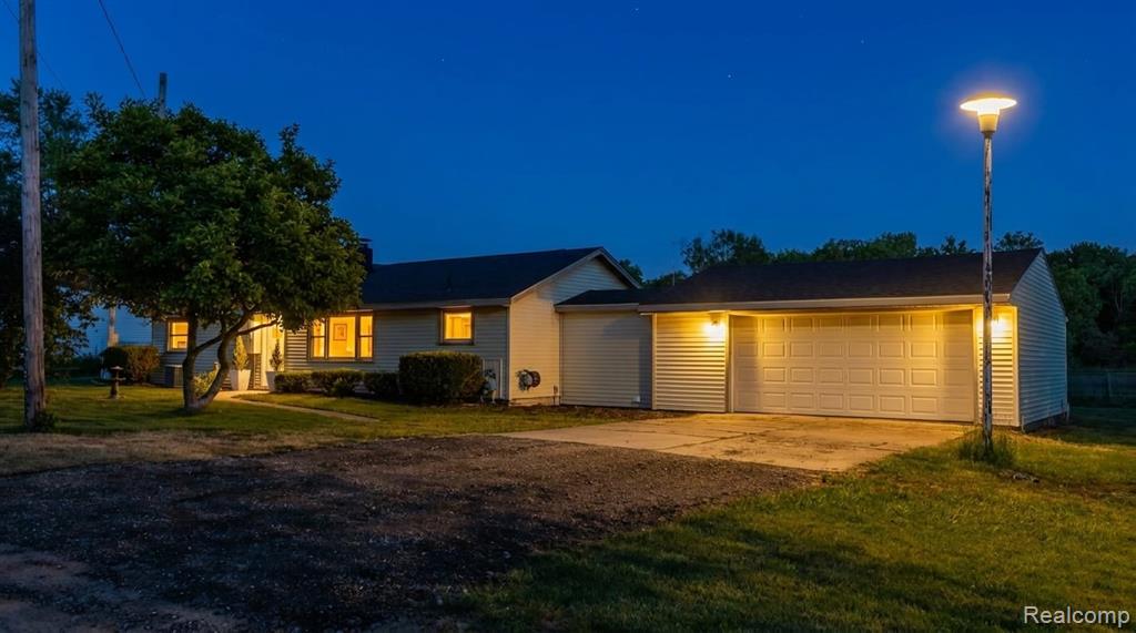 11560 Island Ct Court, Hartland, MI 48353 — Photo 2