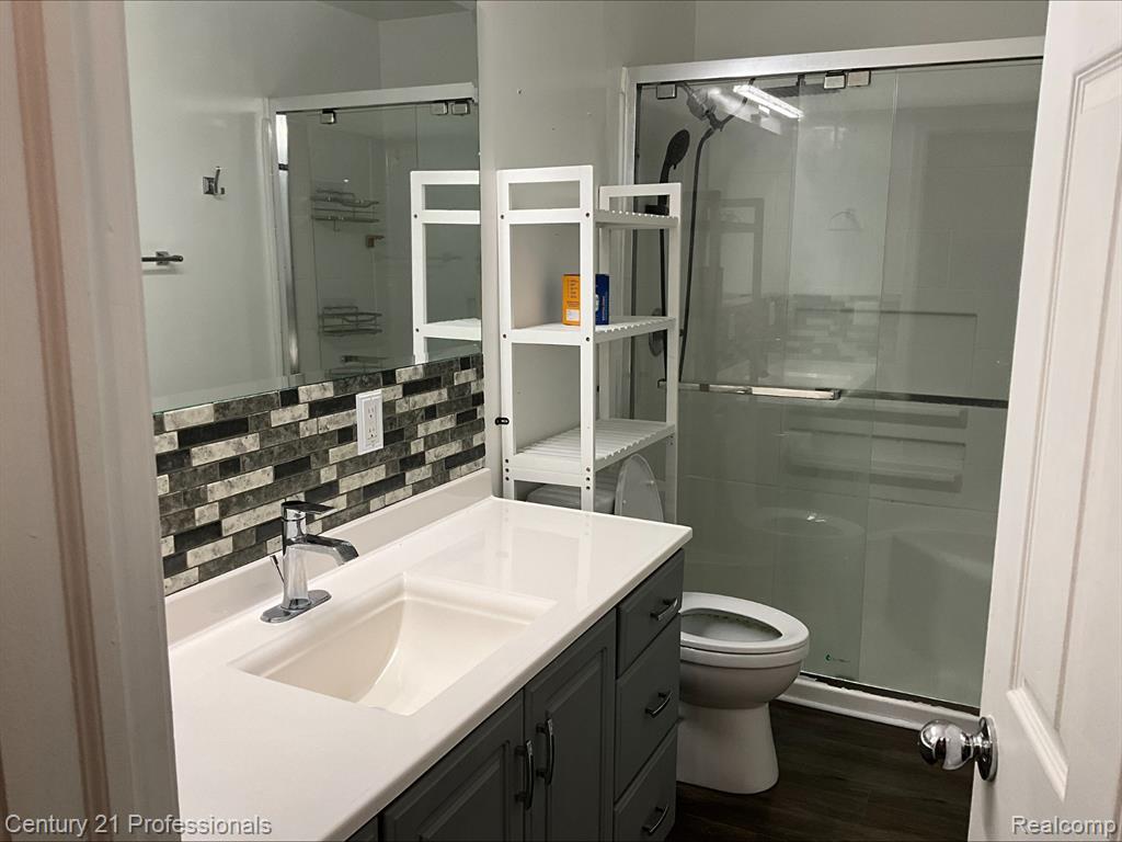 4155 Meigs Avenue, Waterford, MI 48329 — Photo 8