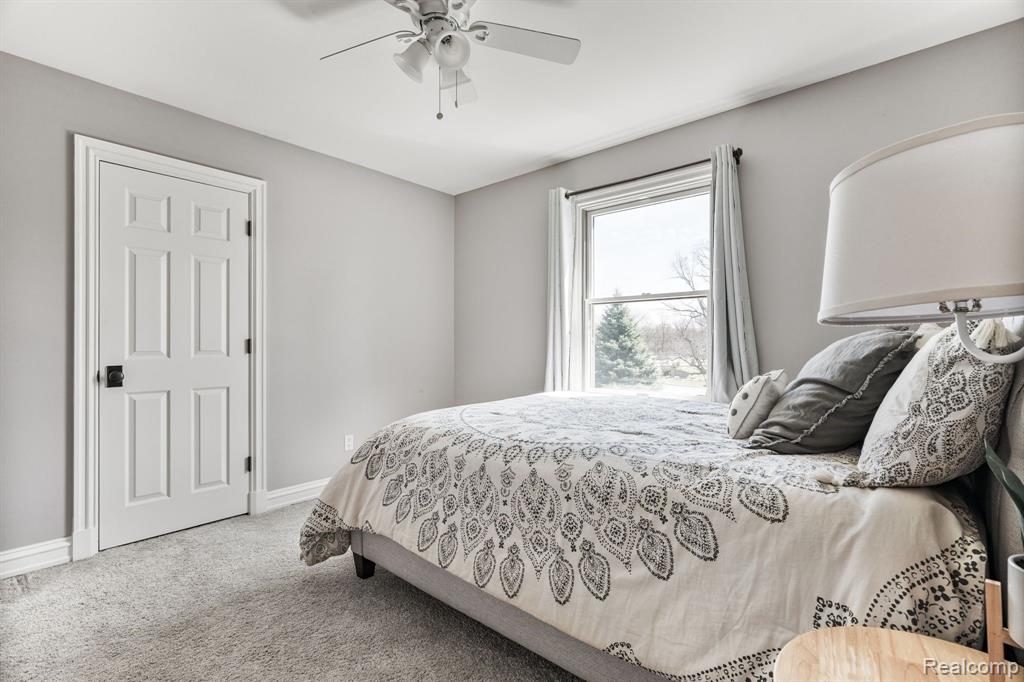 411 CHERRY TREE Lane, Rochester Hills, MI 48306 — Photo 36