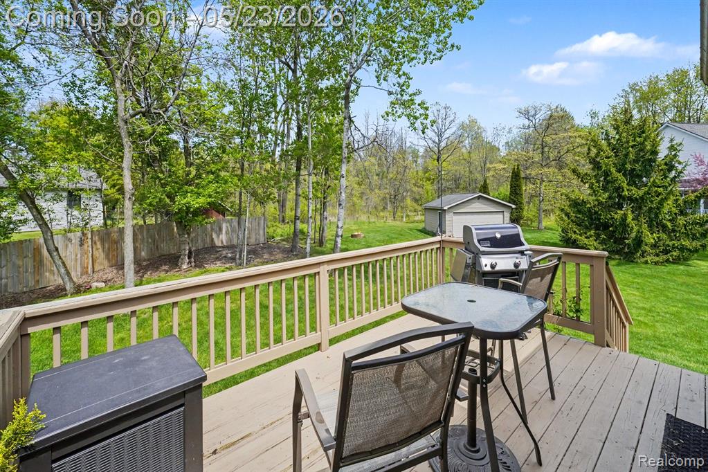 9268 Erin Court, Davisburg, MI 48350 — Photo 24