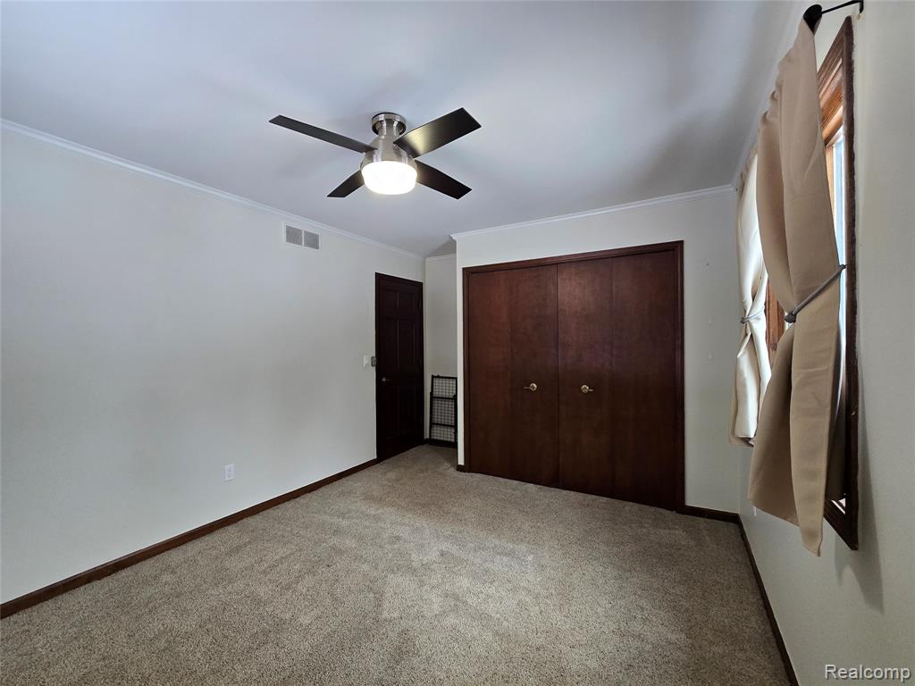 9770 Daleview Drive, South Lyon, MI 48178 — Photo 24