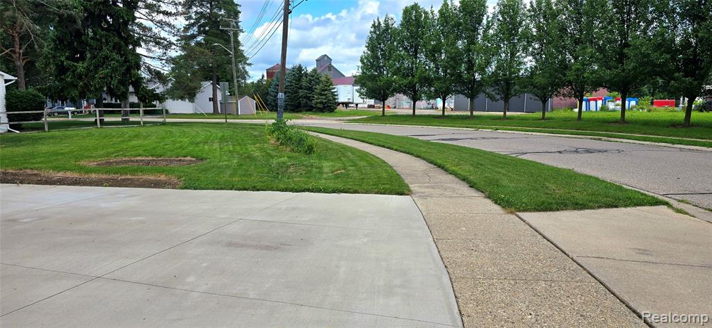 903 Jones Street, Howell, MI 48843 — Photo 27