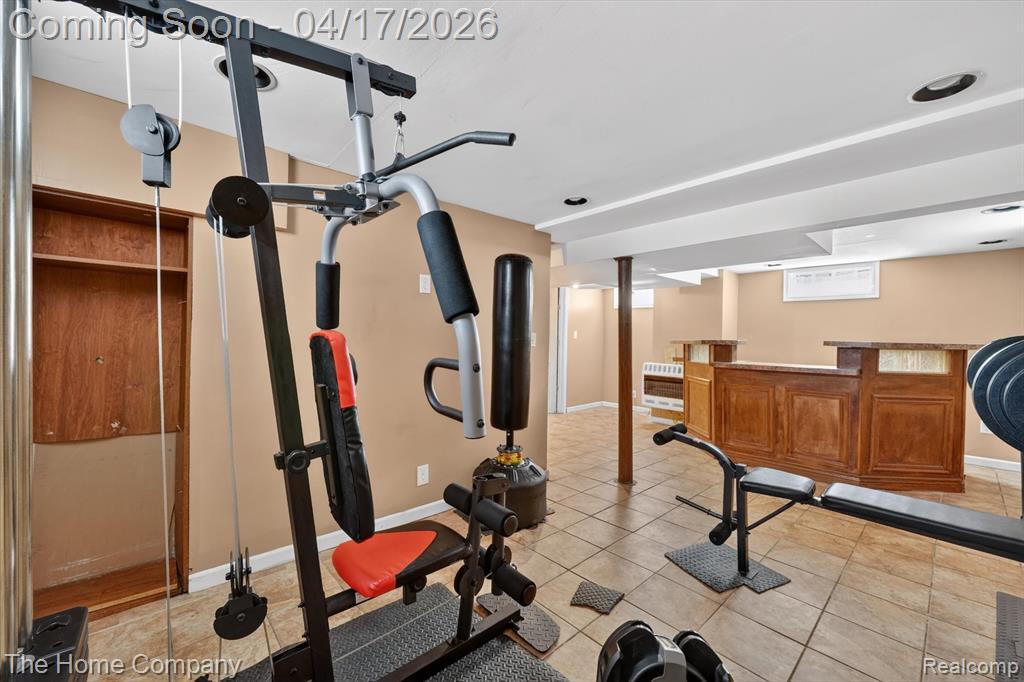 9077 Fielding Street, Detroit, MI 48228 — Photo 35
