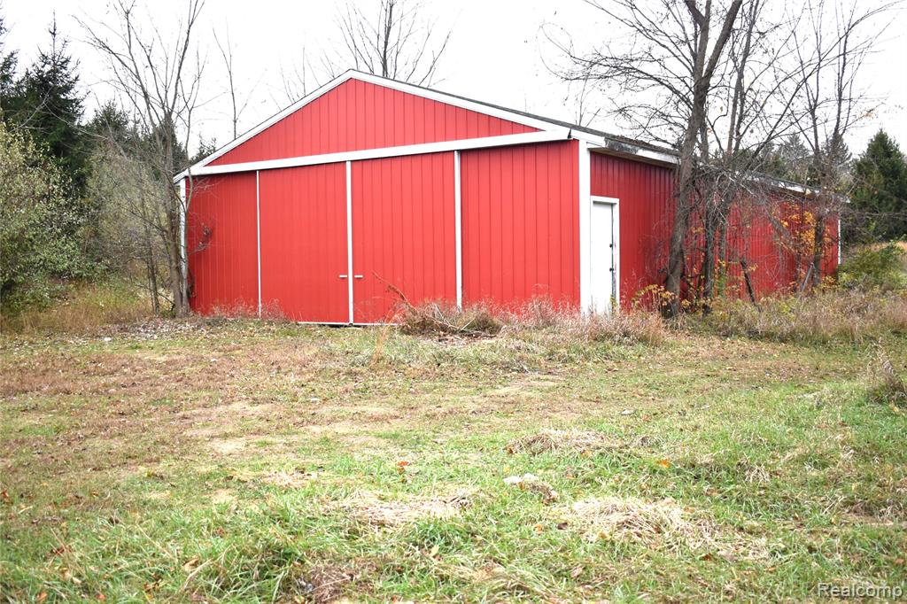 9701 Roberts Road, Gregory, MI 48137 — Photo 35