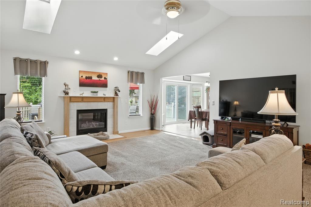 28922 Sugar Island Court, Gibraltar, MI — Photo 6