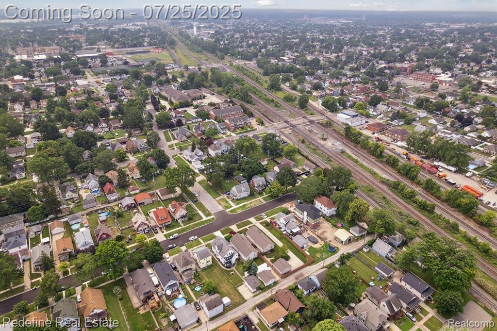 566 Poplar Street, Wyandotte, MI 48192 — Photo 33