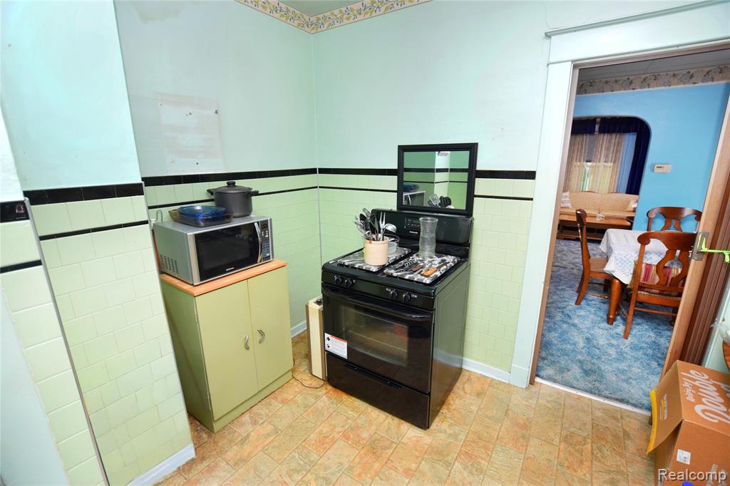 506 E Eldridge Avenue, Flint, MI 48505 — Photo 13
