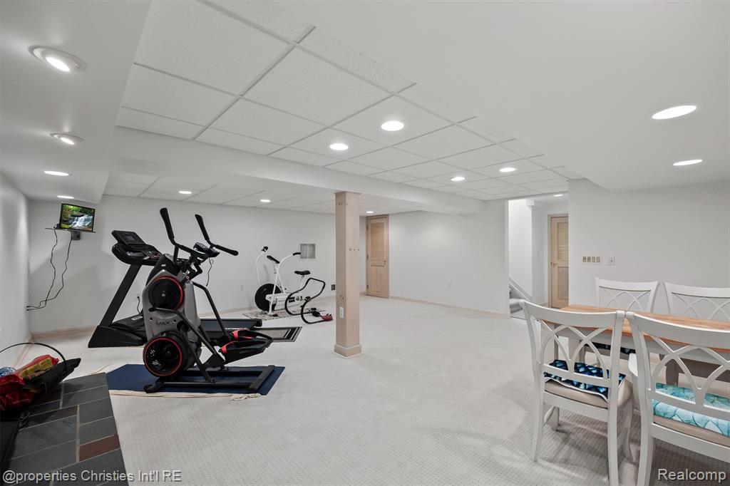 9150 Chubb Road, Northville, MI 48167 — Photo 41