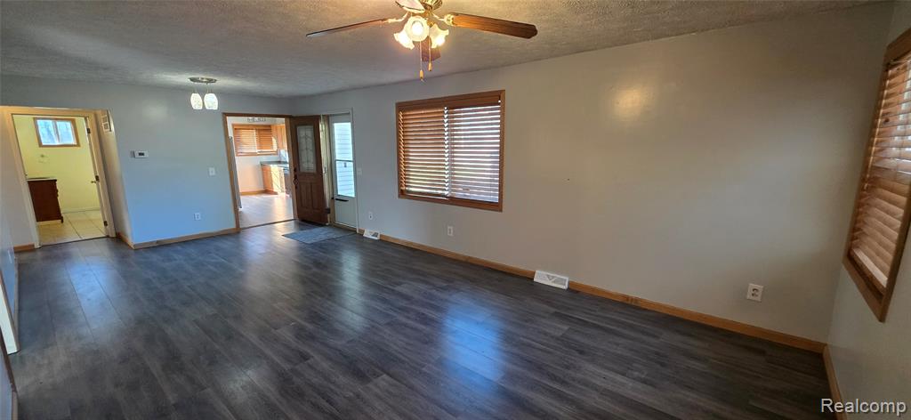 9077 W M 21, Ovid, MI 48866 — Photo 6