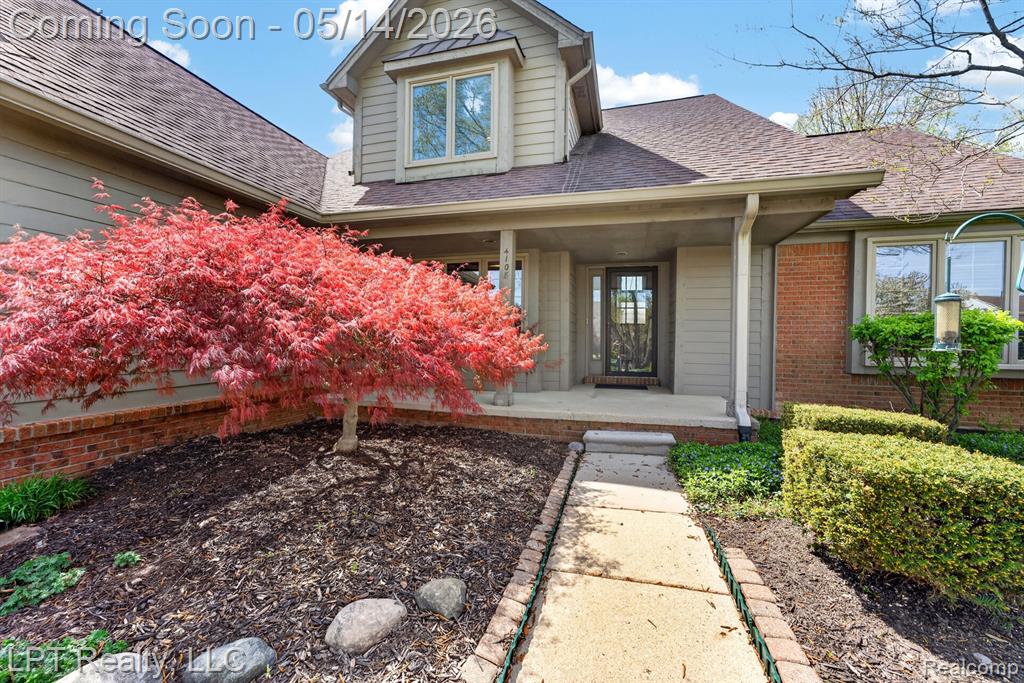 4108 Villager Drive, Lake Orion, MI — Photo 2