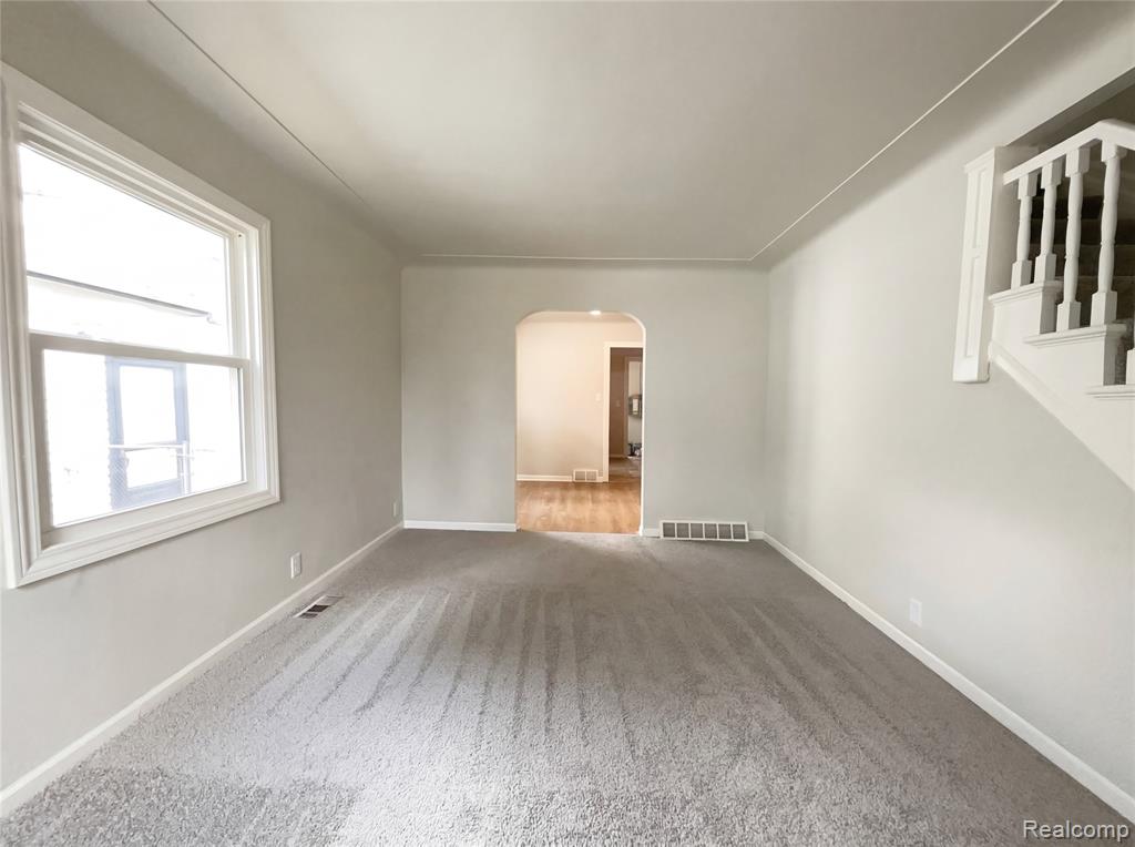 15802 Woodworth, Redford, MI 48239 — Photo 6