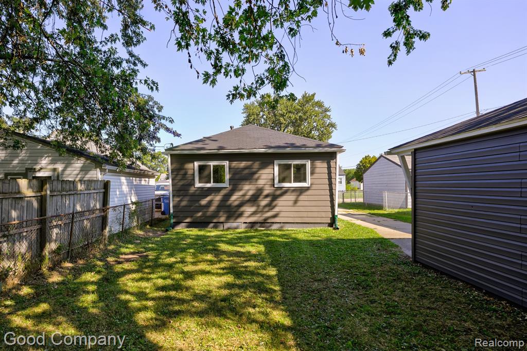 7276 Packard Avenue, Warren, MI 48091 — Photo 25
