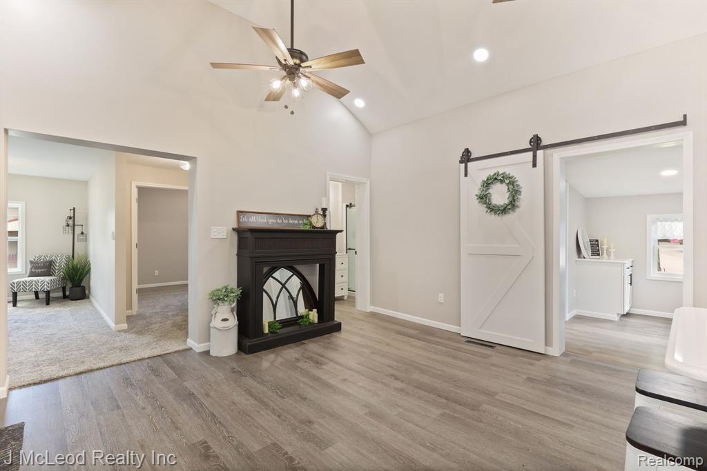 8427 State Road, Millington, MI 48746 — Photo 14