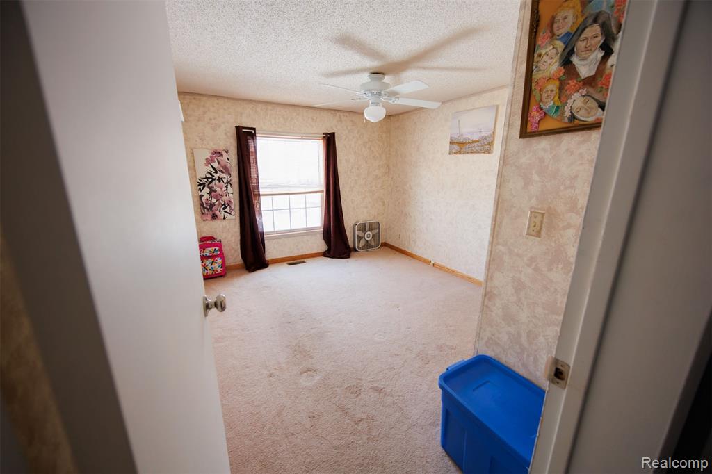 8016 Harbour Drive, MI — Photo 41