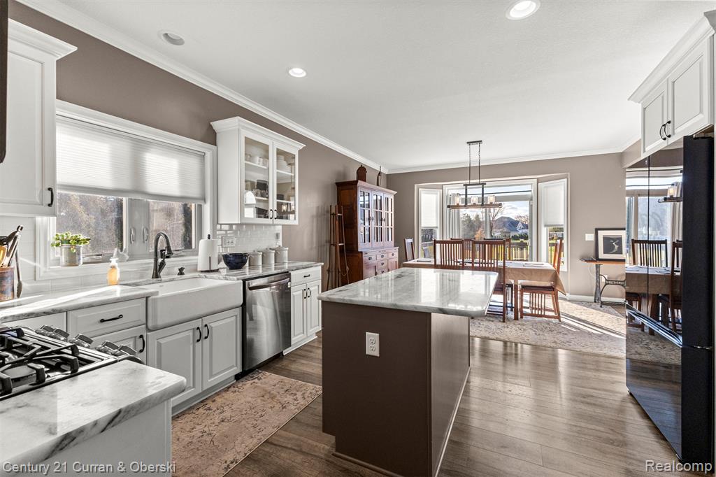 4973 Orchard Crest Court, Monroe, MI 48161 — Photo 8