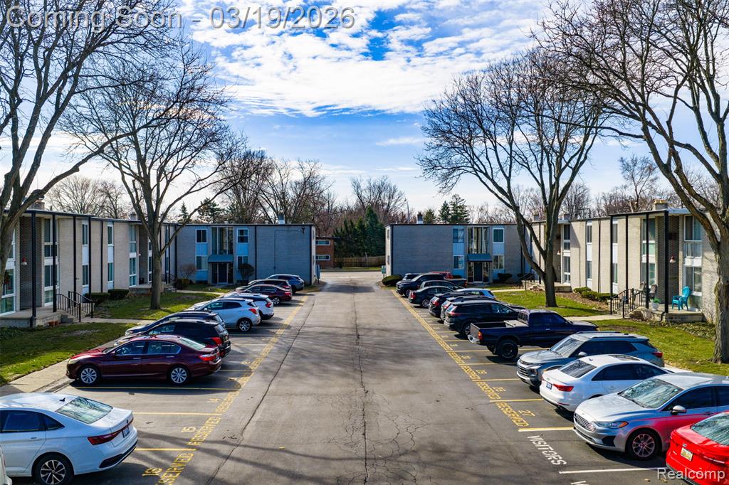 4030 W 13 Mile Road, J2, Royal Oak, MI 48073 — Photo 14