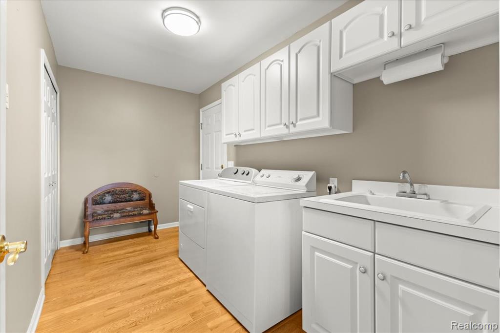 860 Galahad Drive, Ortonville, MI 48462 — Photo 30