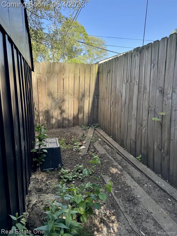 311 W Brockton Avenue, Madison Heights, MI 48071 — Photo 46
