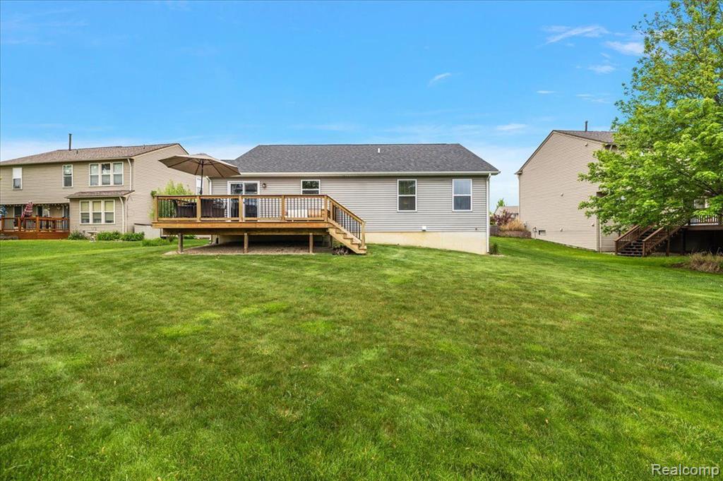 7611 Peninsula, Waterford, MI 48327 — Photo 42