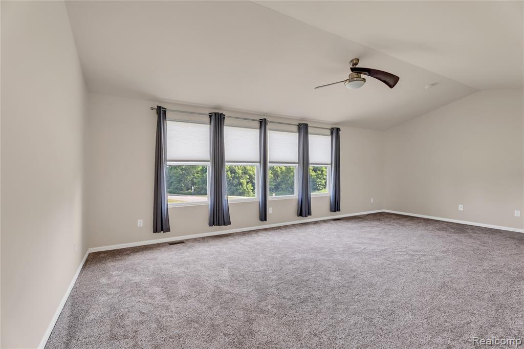 6119 AMBER Lane, Grand Blanc, MI 48439 — Photo 25
