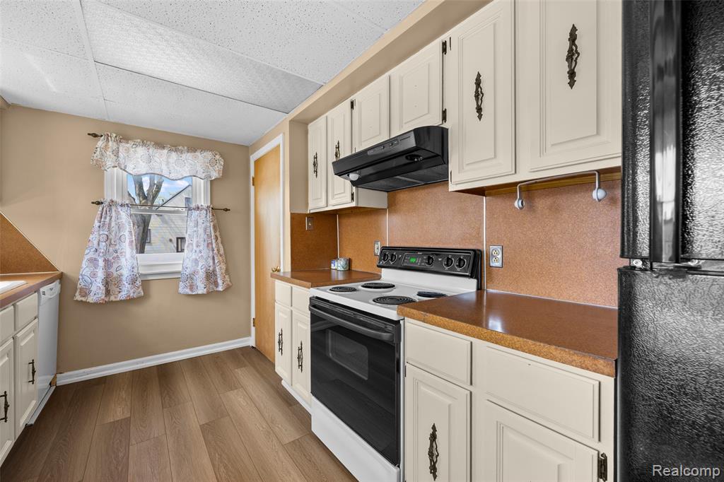 13750 Kingston Street, Oak Park, MI 48237 — Photo 13