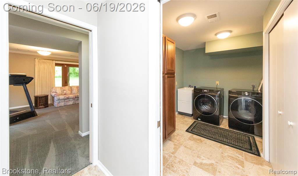 12168 CARRIAGE TRAIL Circle, Davisburg, MI 48350 — Photo 44